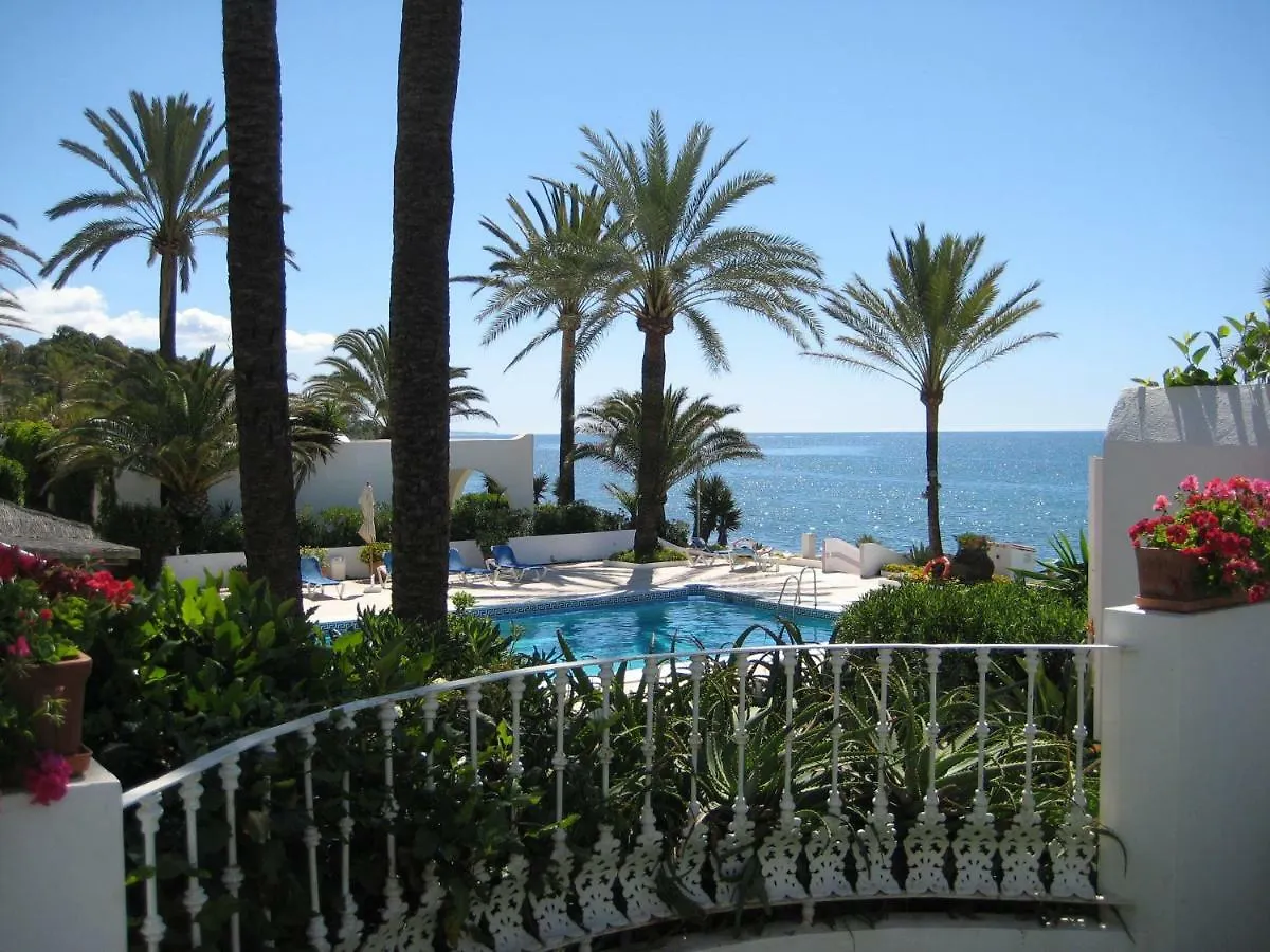 Oasis Club Beach Villa Marbella