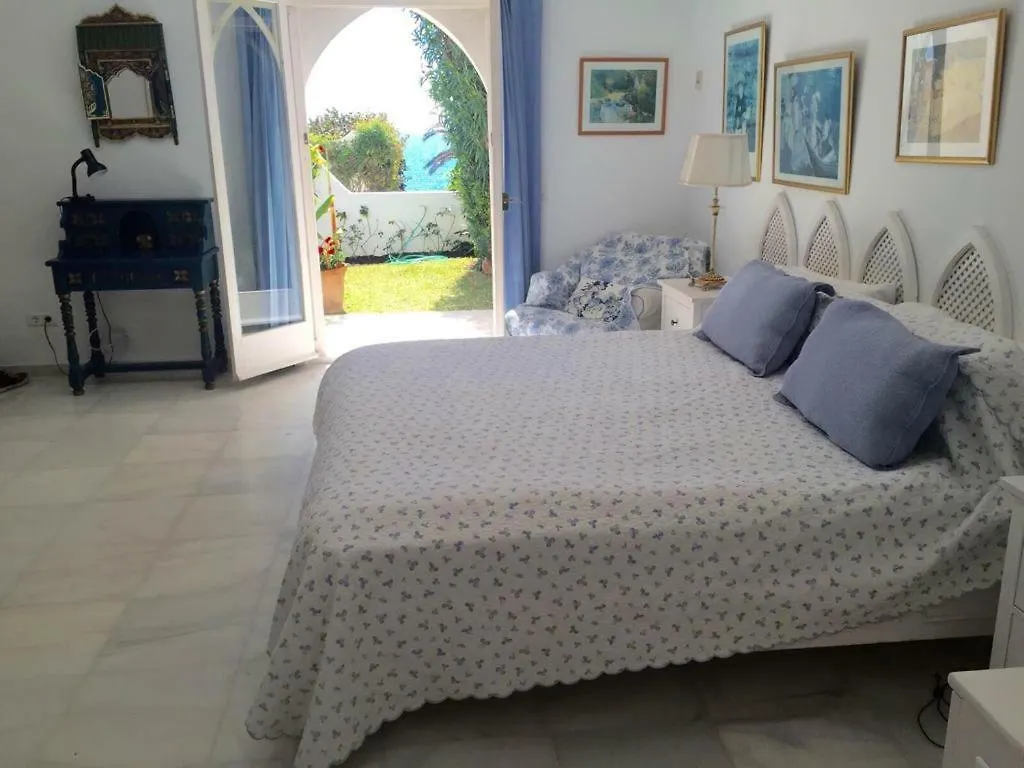 Oasis Club Beach Villa Marbella 0*,  Spanyolország