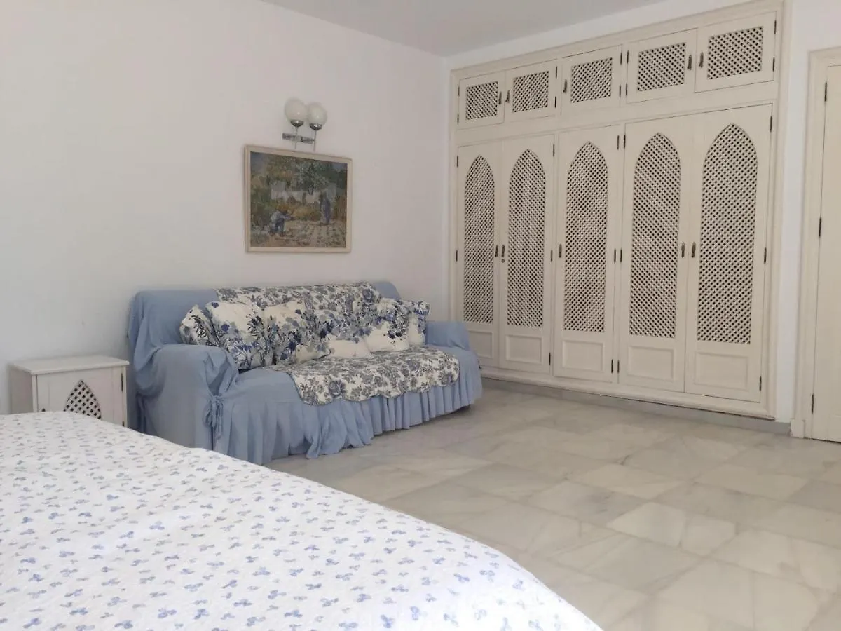 Oasis Club Beach Villa Marbella 0*,  Spanyolország